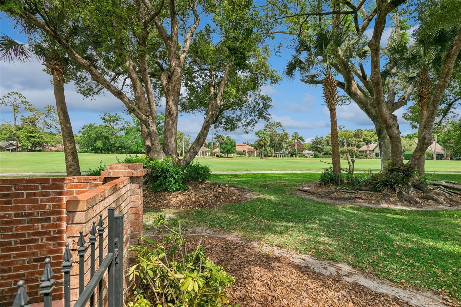 496 W Par Street Orlando FL 32804