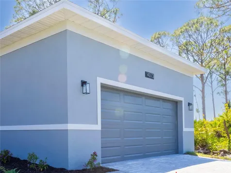 9443 Hallendale Drive Port Charlotte FL 33981