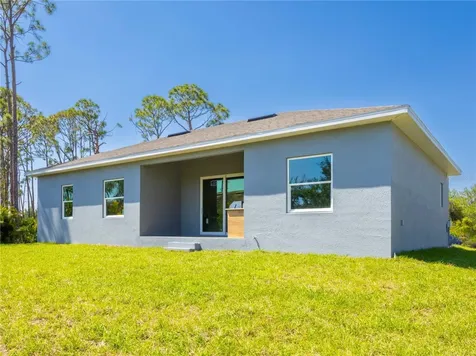 9443 Hallendale Drive Port Charlotte FL 33981