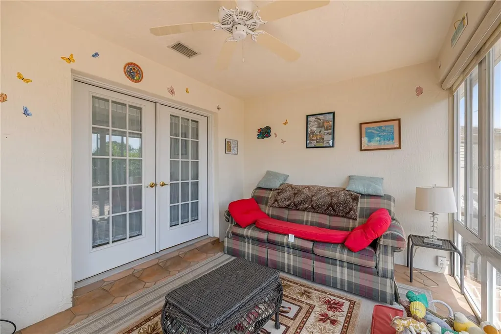 511 Alameda Avenue Lady Lake FL 32159