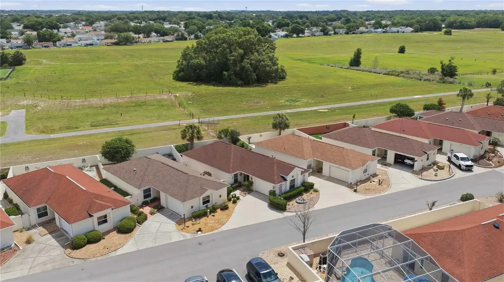 511 Alameda Avenue Lady Lake FL 32159