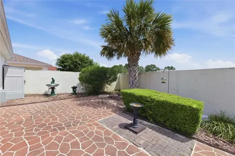 511 Alameda Avenue Lady Lake FL 32159