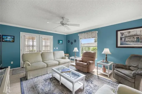511 Alameda Avenue Lady Lake FL 32159