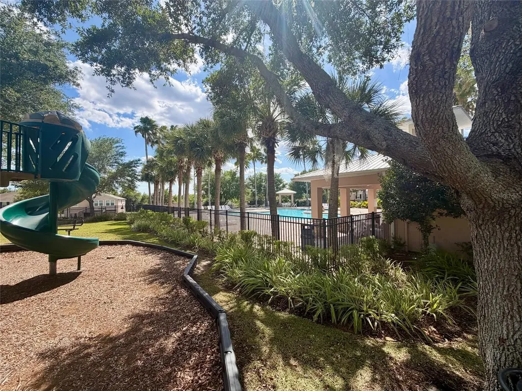 3342 Landing View Tavares FL 32778