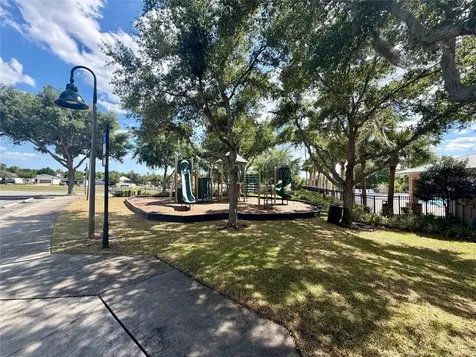 3342 Landing View Tavares FL 32778