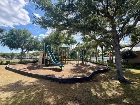3342 Landing View Tavares FL 32778