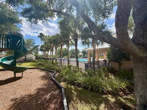 3342 Landing View Tavares FL 32778