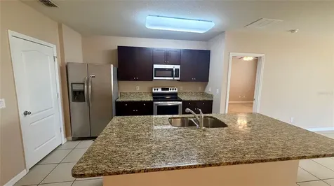 3342 Landing View Tavares FL 32778