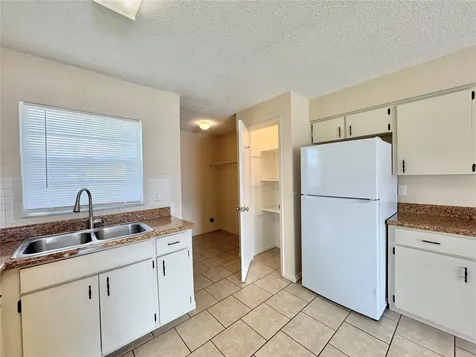 2540 Elm Avenue Lake Wales FL 33898