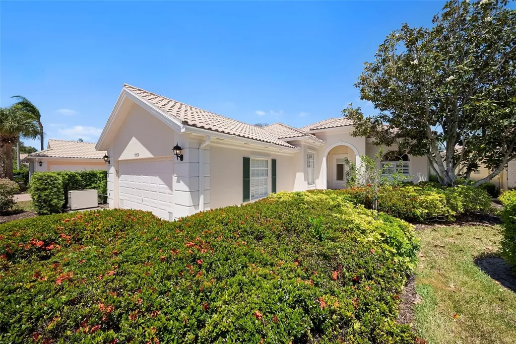 5609 Lucia Place Sarasota FL 34238