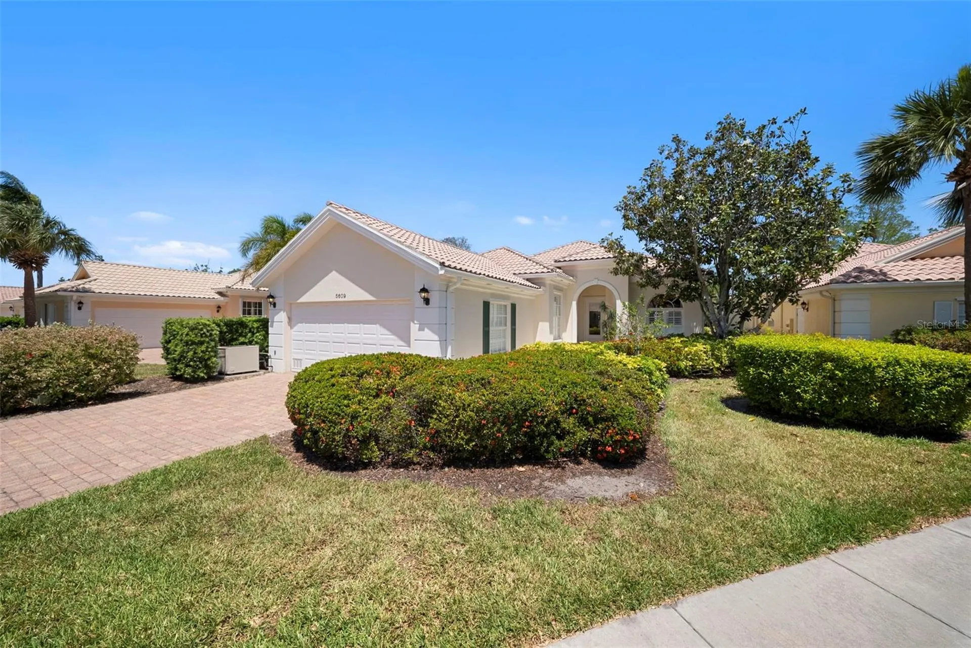 5609 Lucia Place Sarasota FL 34238