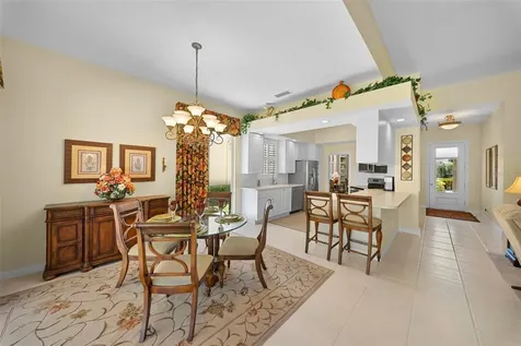 5609 Lucia Place Sarasota FL 34238