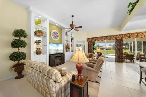 5609 Lucia Place Sarasota FL 34238