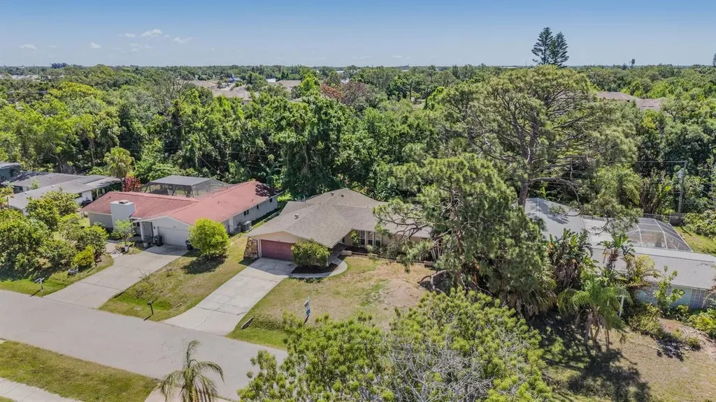 1124 Danny Drive Sarasota FL 34243