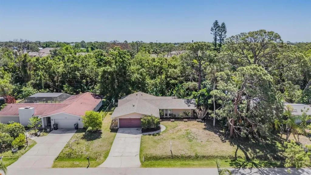 1124 Danny Drive Sarasota FL 34243