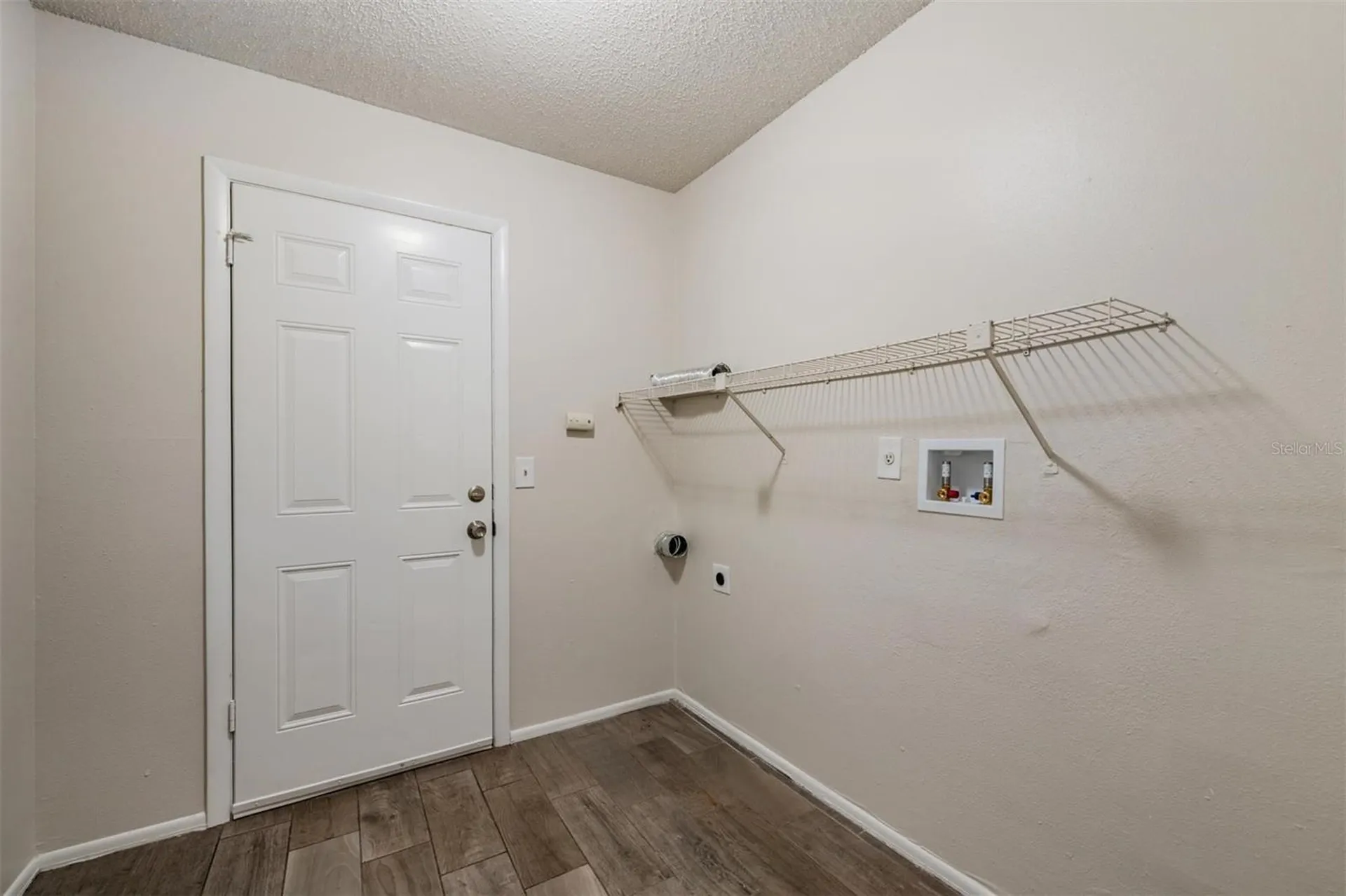 1124 Danny Drive Sarasota FL 34243