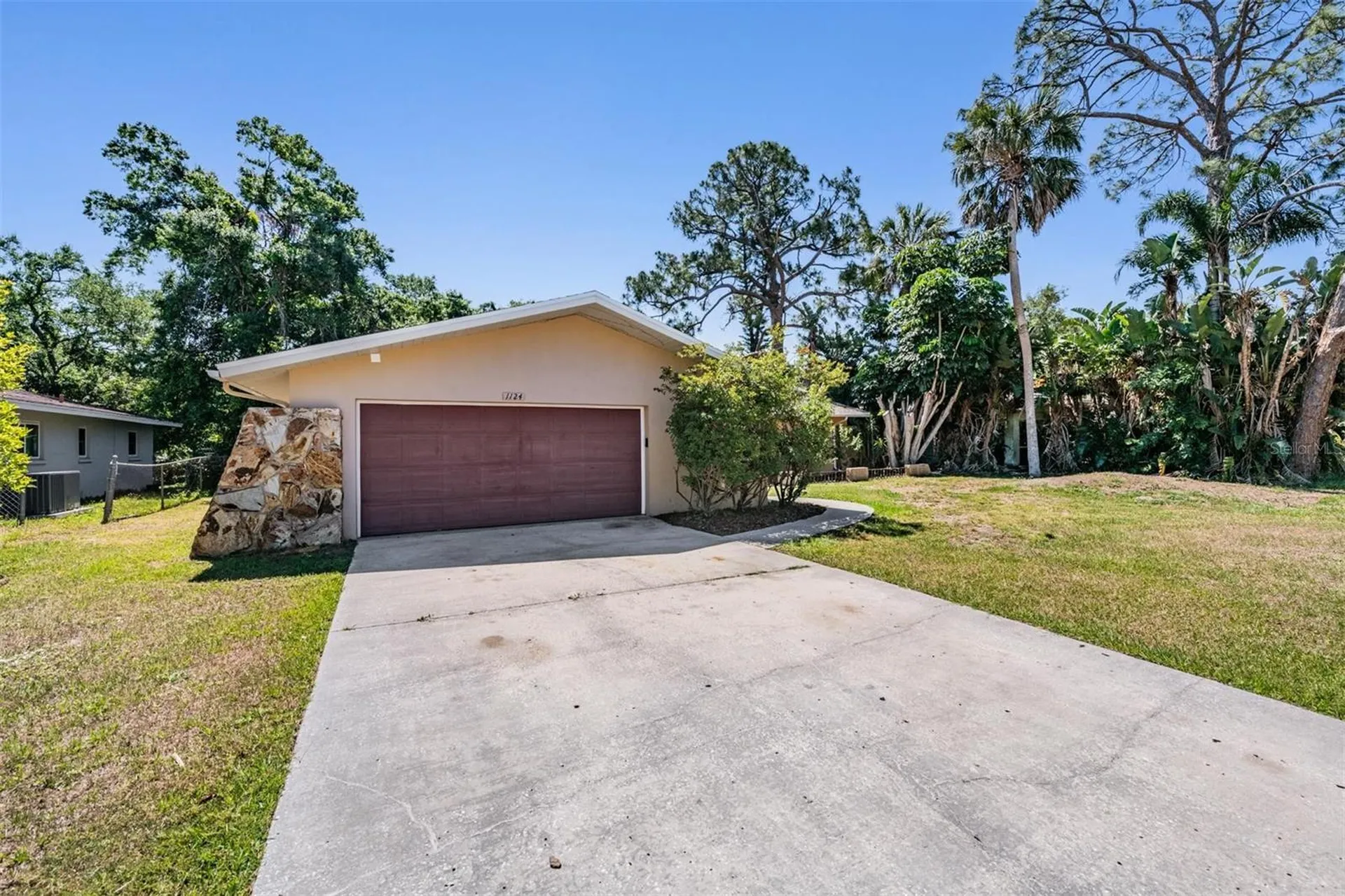 1124 Danny Drive Sarasota FL 34243