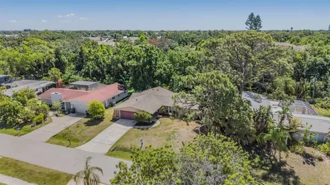 1124 Danny Drive Sarasota FL 34243