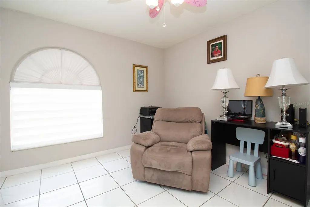 6914 N Himes Avenue Tampa FL 33614