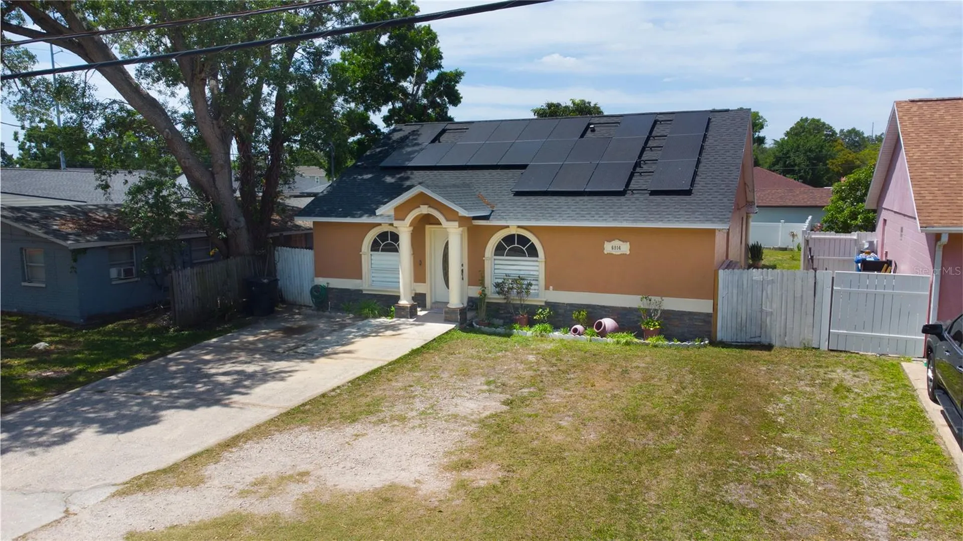 6914 N Himes Avenue Tampa FL 33614