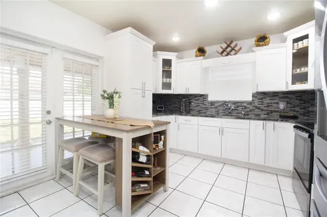 6914 N Himes Avenue Tampa FL 33614