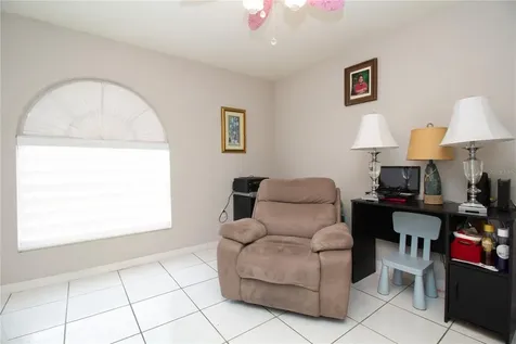 6914 N Himes Avenue Tampa FL 33614