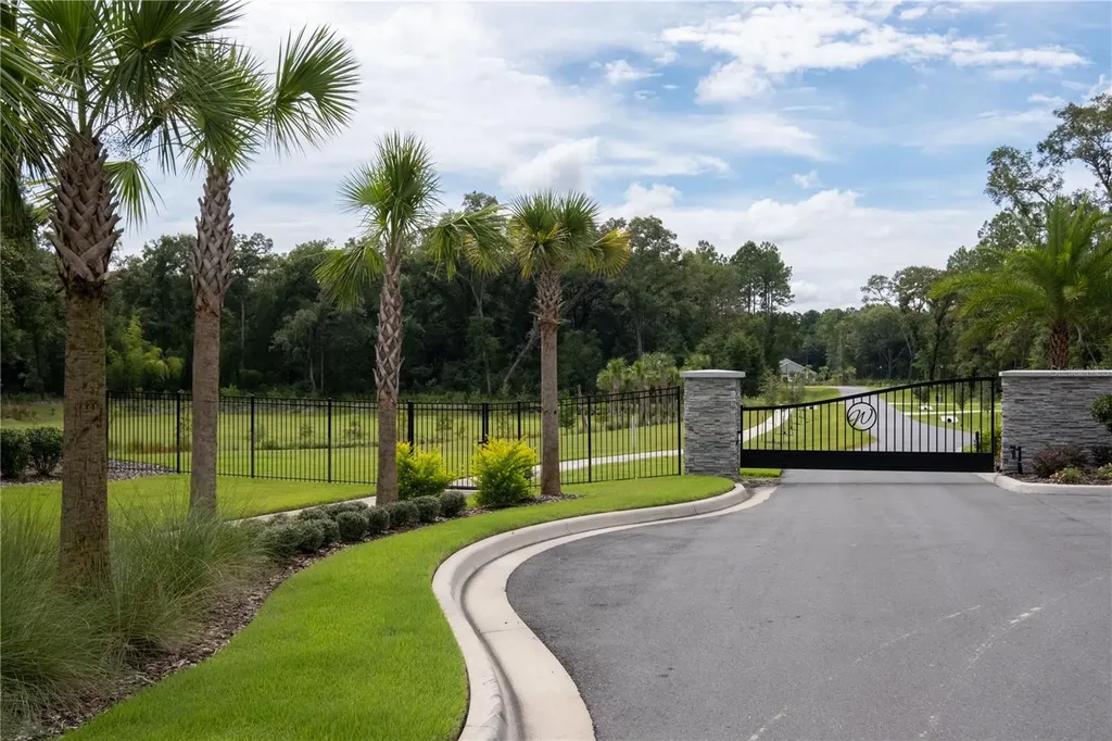 12387 SW 16th Lane Newberry FL 32669