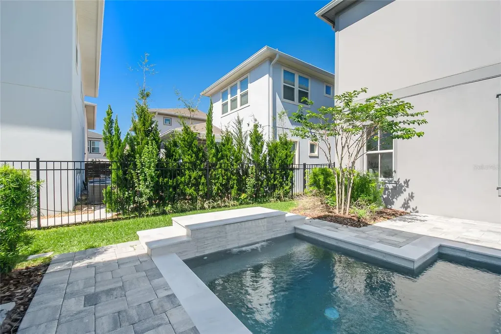 10657 Marconi Avenue Orlando FL 32827