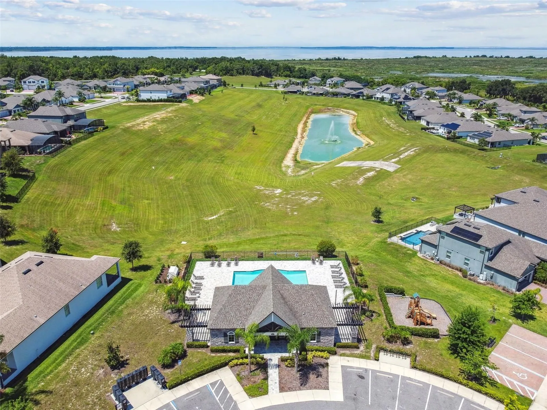 2433 Santa Vista Loop Apopka FL 32703