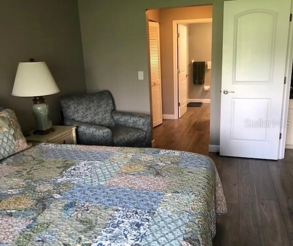 5767 Avista Drive Sarasota FL 34243