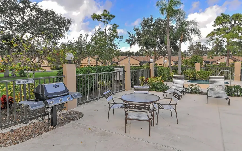 5767 Avista Drive Sarasota FL 34243