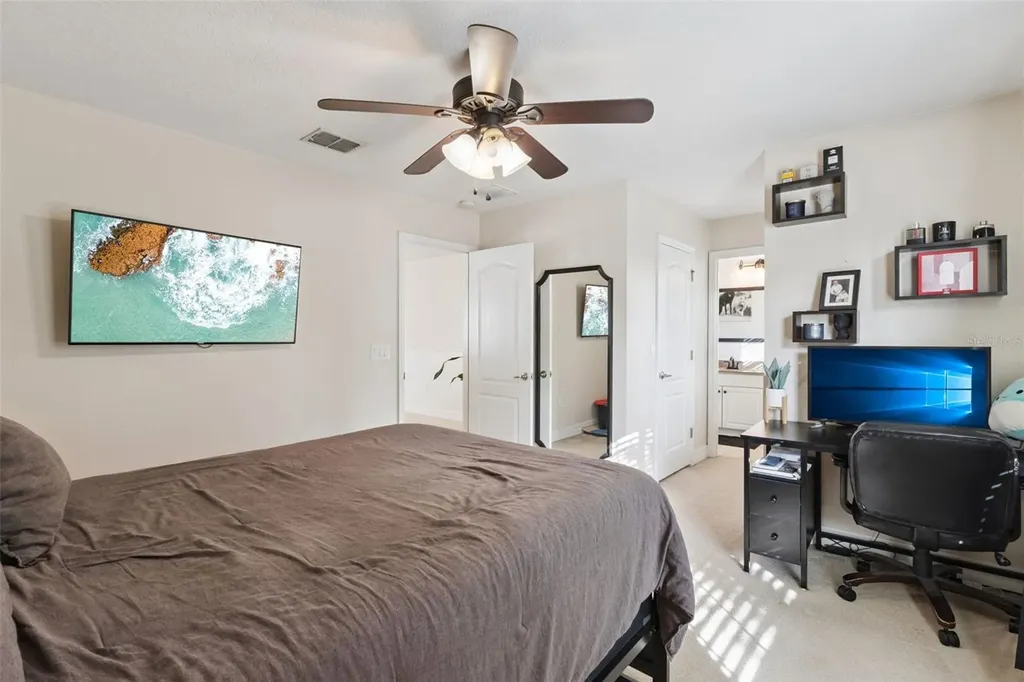 287 Fallen Oak Court Eustis FL 32736