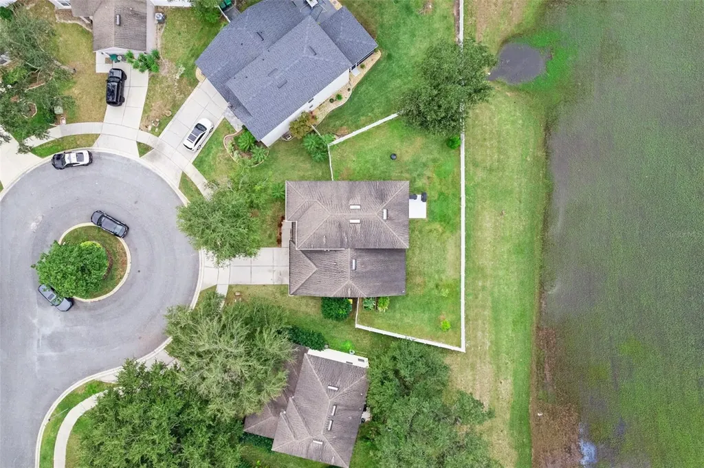287 Fallen Oak Court Eustis FL 32736