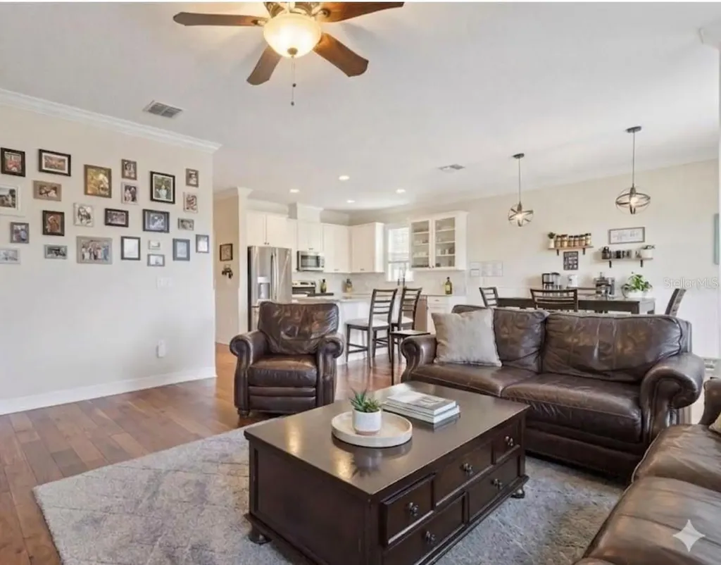287 Fallen Oak Court Eustis FL 32736