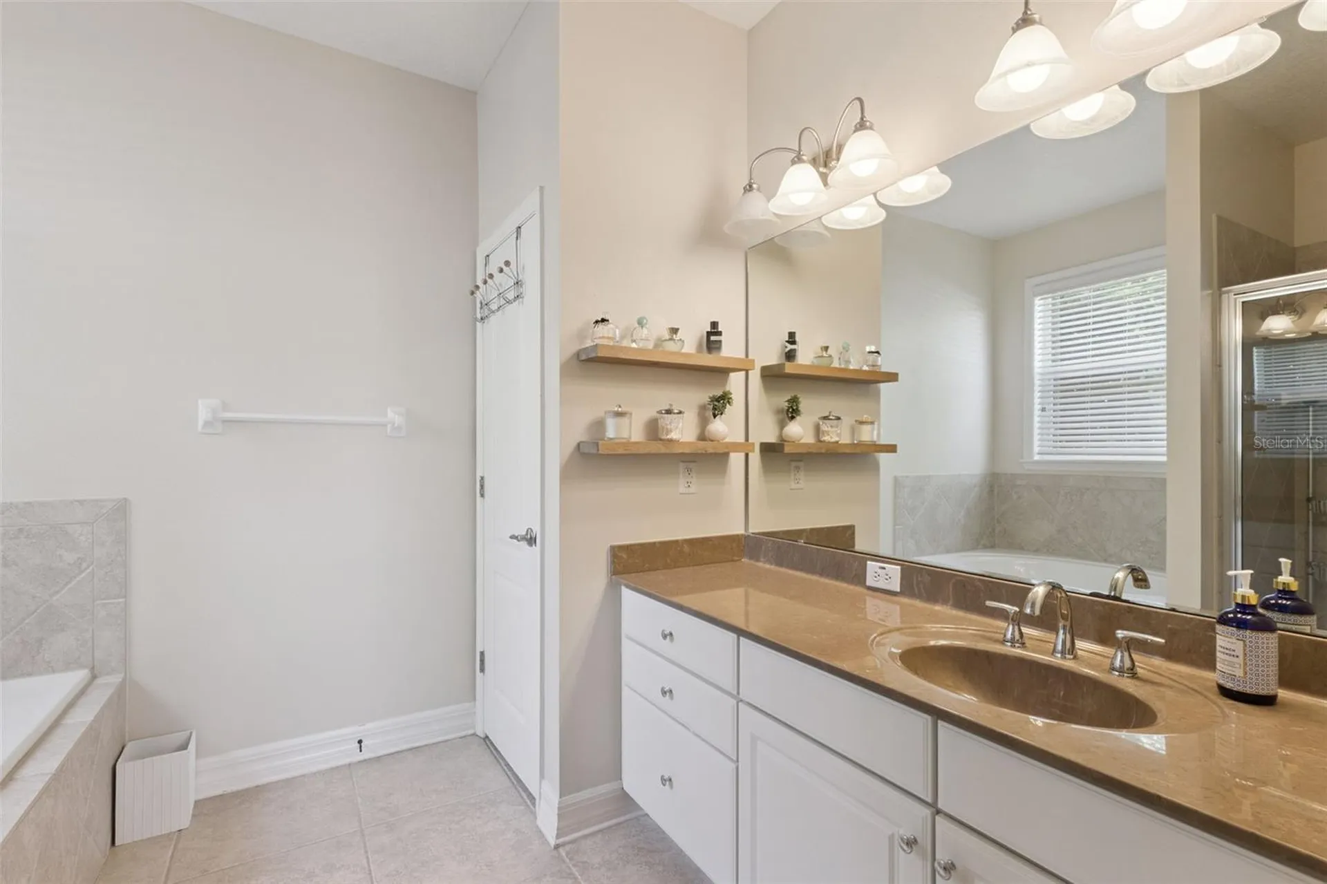 287 Fallen Oak Court Eustis FL 32736