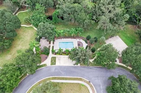 287 Fallen Oak Court Eustis FL 32736