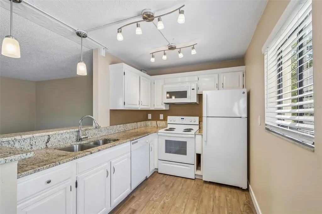 3300 Fox Chase Circle N Palm Harbor FL 34683