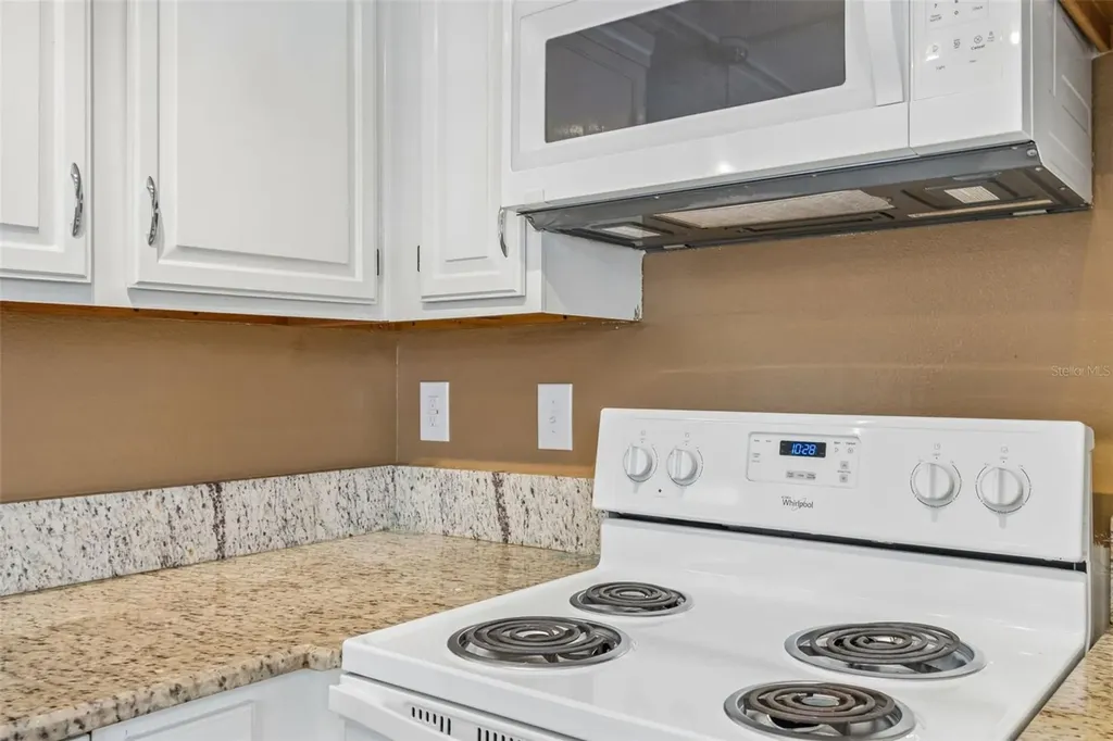 3300 Fox Chase Circle N Palm Harbor FL 34683