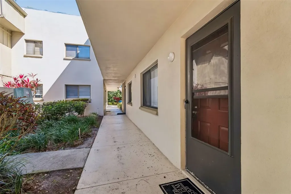 3300 Fox Chase Circle N Palm Harbor FL 34683
