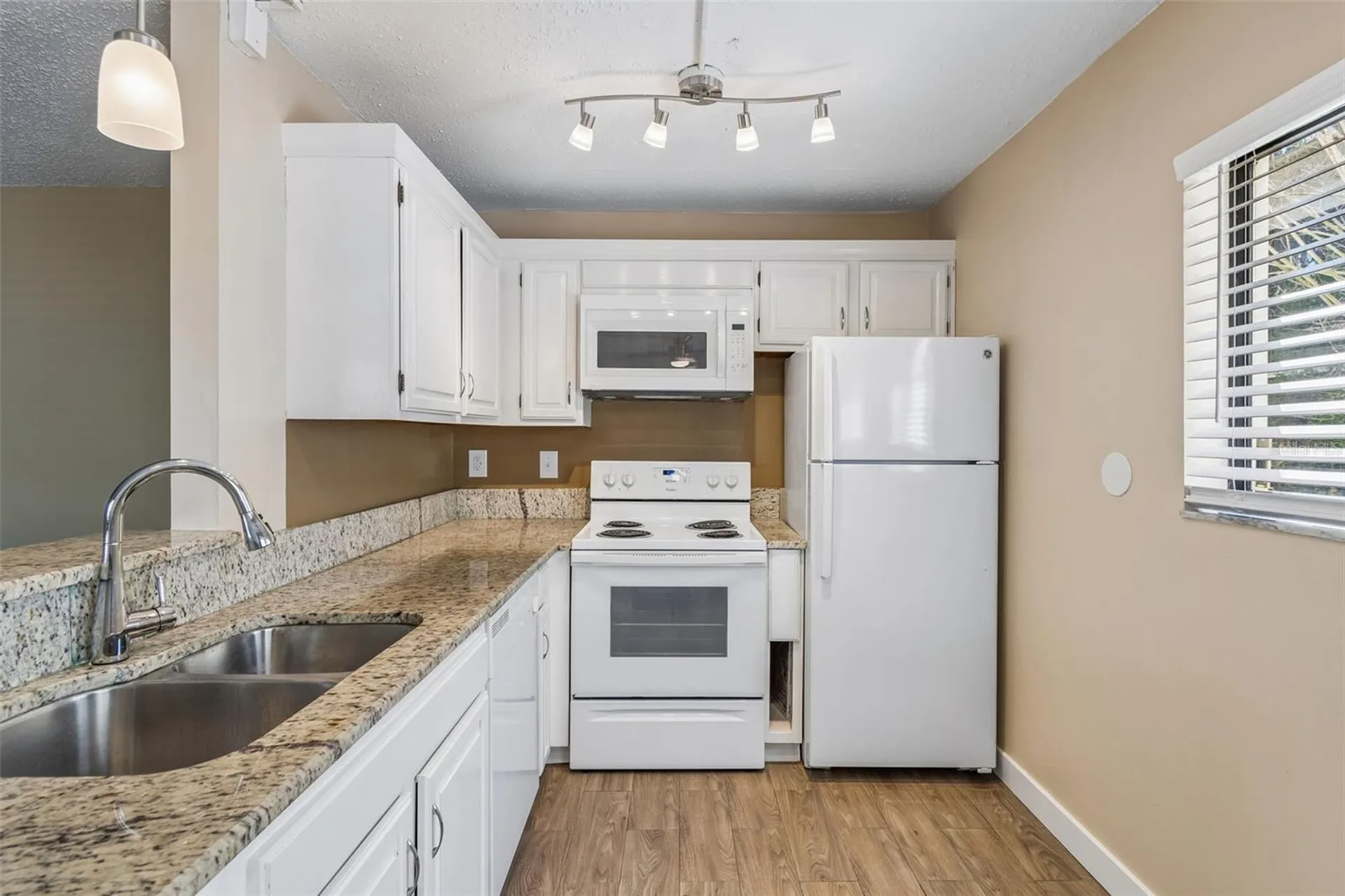 3300 Fox Chase Circle N Palm Harbor FL 34683