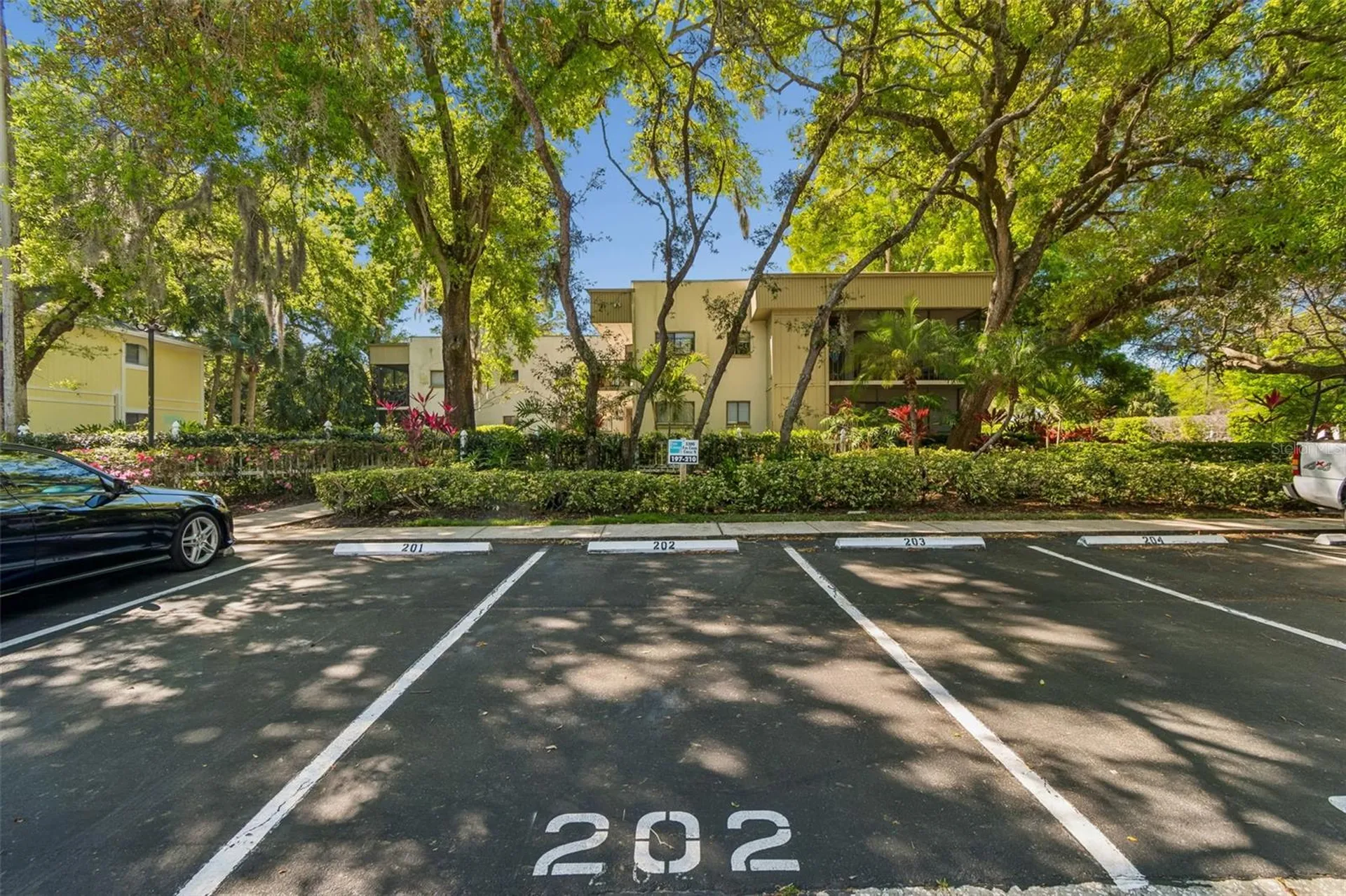 3300 Fox Chase Circle N Palm Harbor FL 34683
