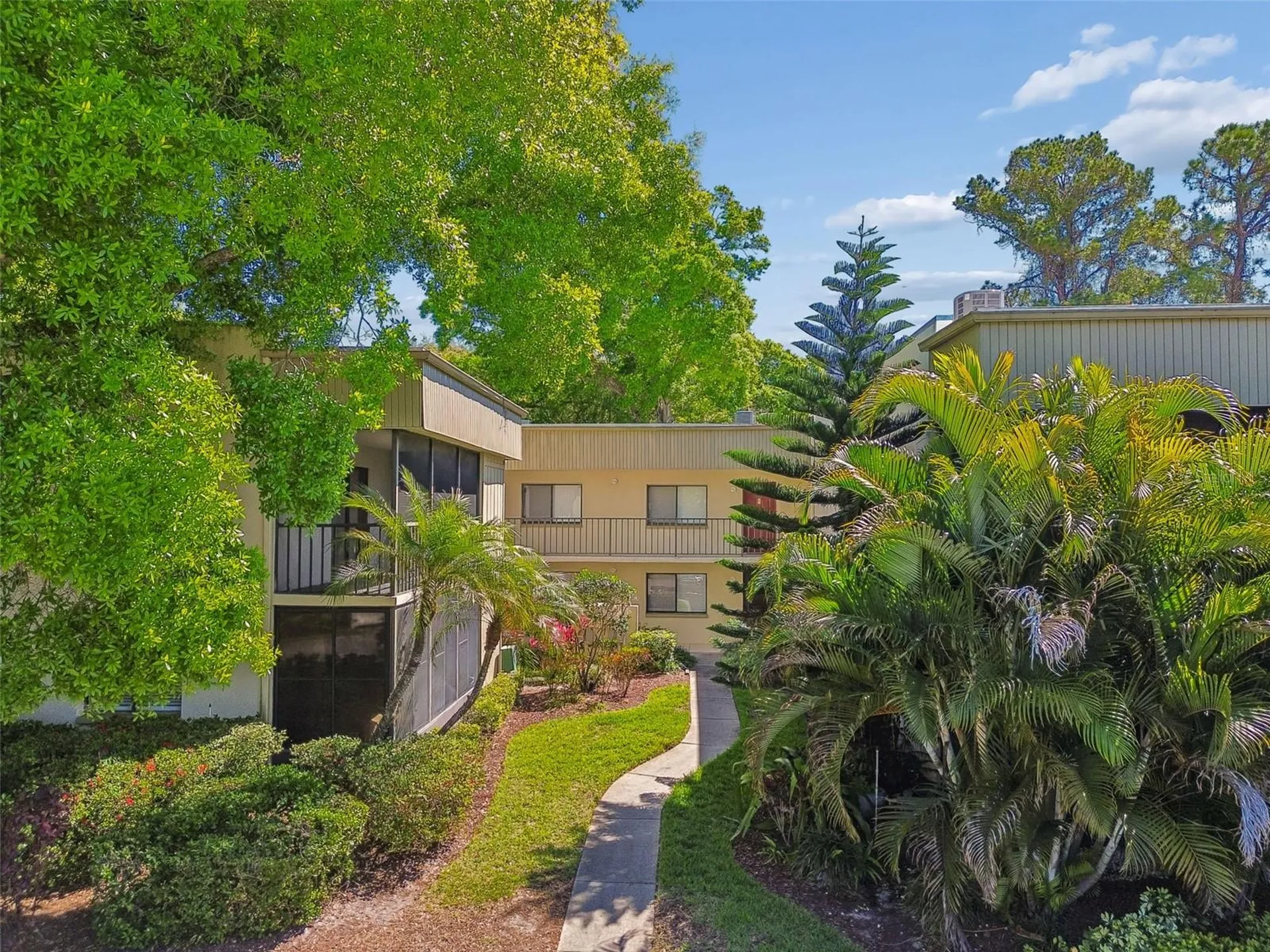 3300 Fox Chase Circle N Palm Harbor FL 34683