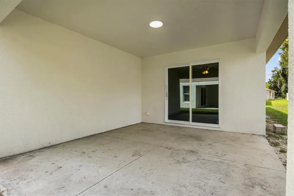 4078 Oak Loop Mulberry FL 33860