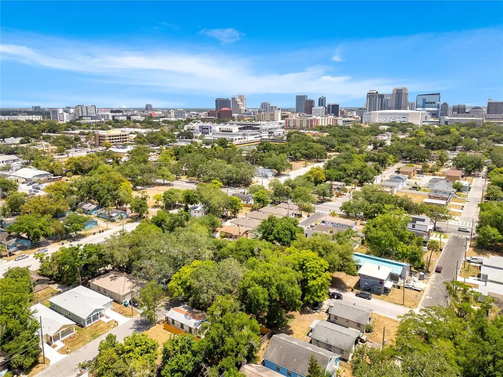 1029 Colyer Street Orlando FL 32805