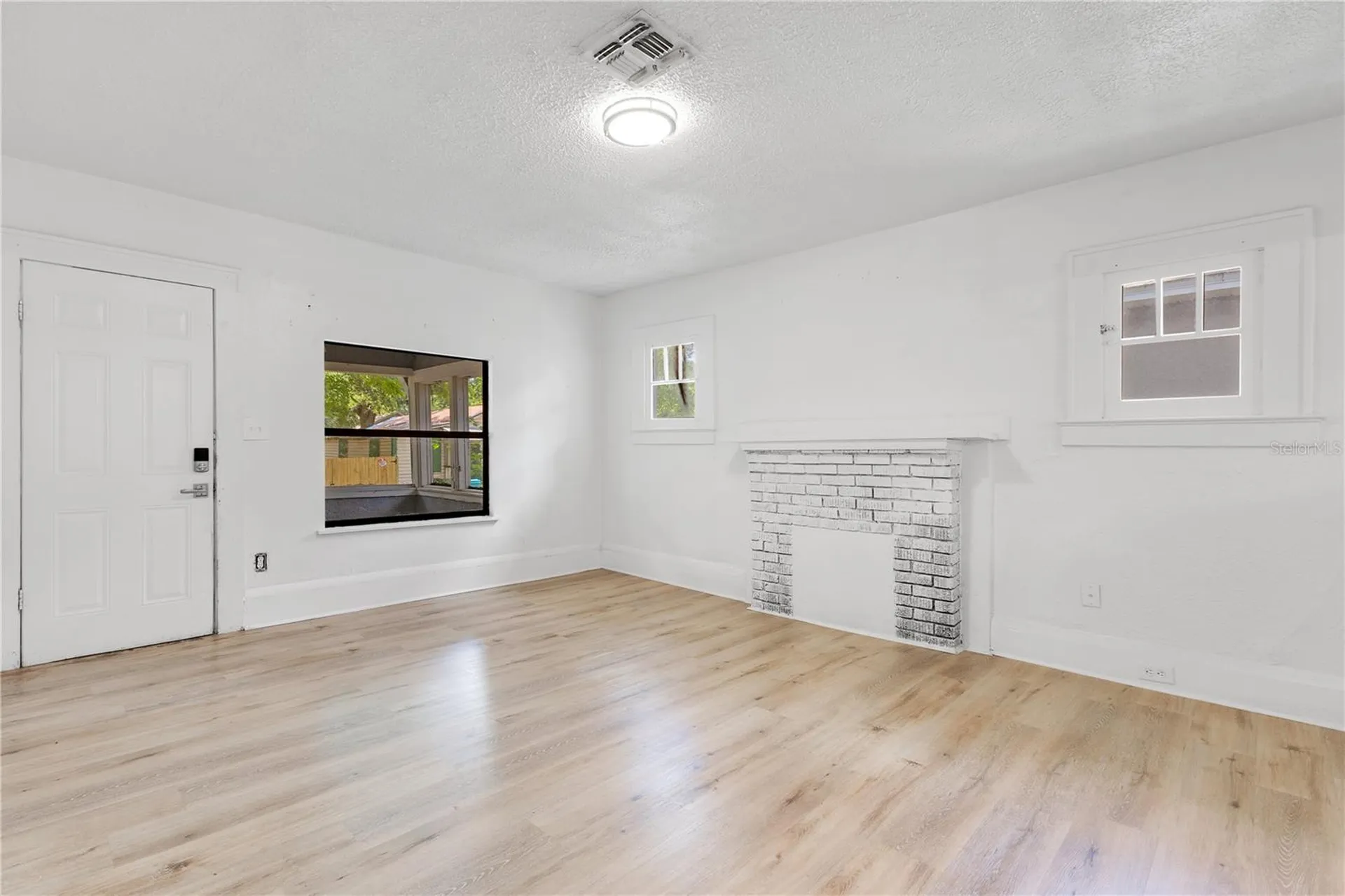 1029 Colyer Street Orlando FL 32805