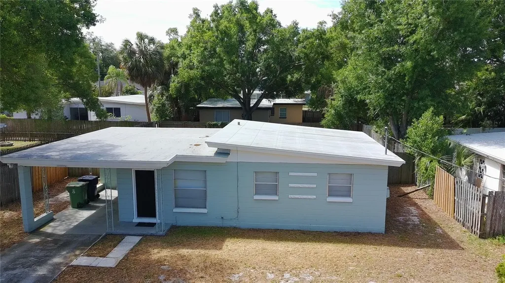 3522 W Paul Avenue Tampa FL 33611