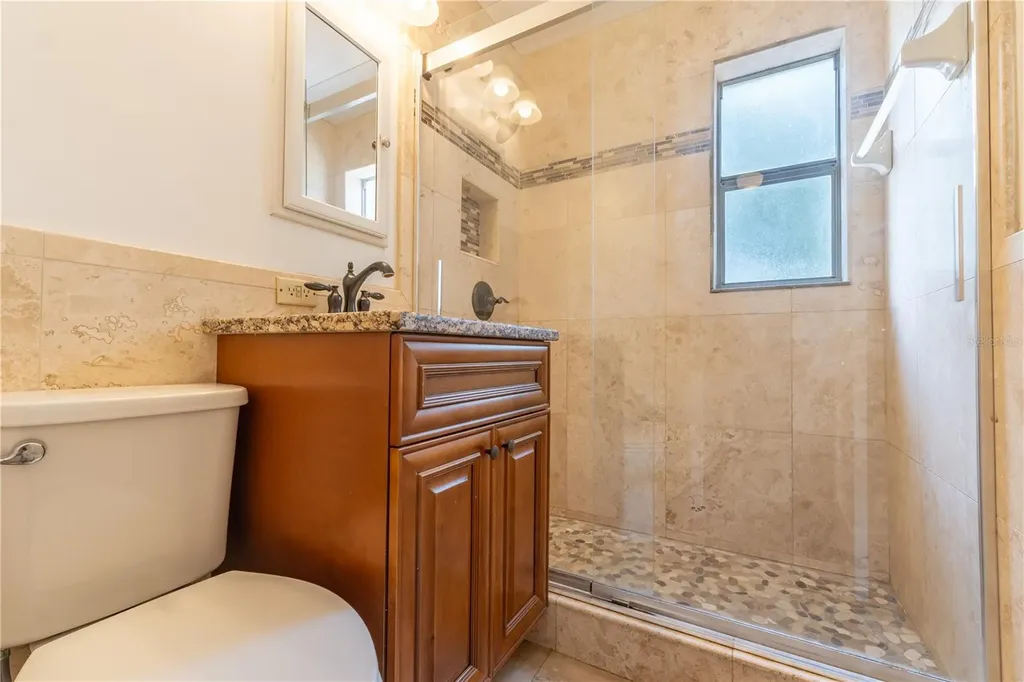 3522 W Paul Avenue Tampa FL 33611