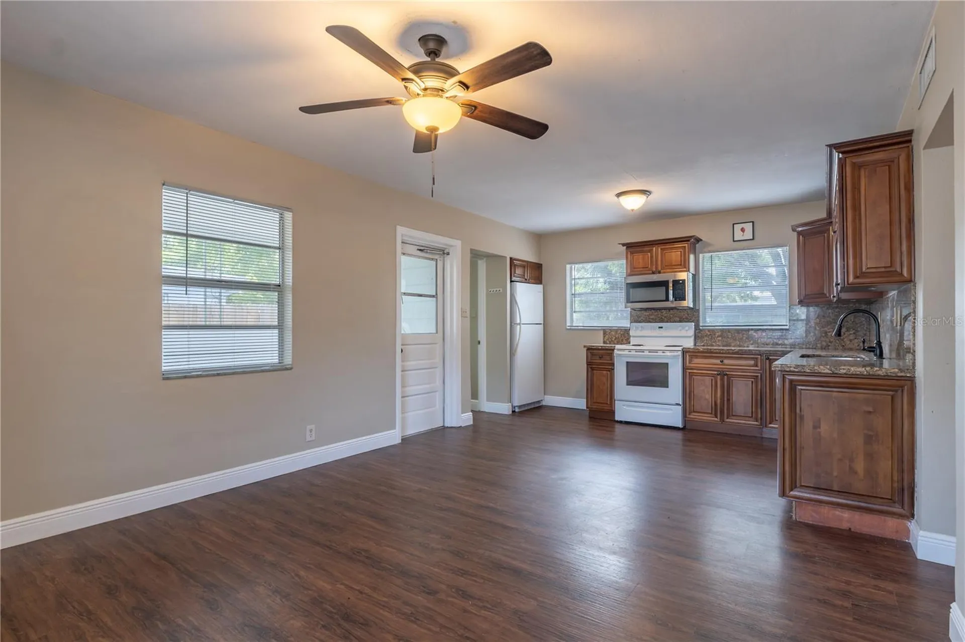 3522 W Paul Avenue Tampa FL 33611