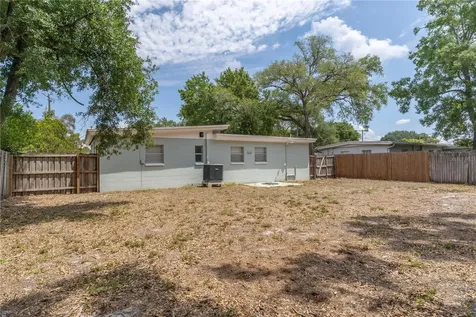 3522 W Paul Avenue Tampa FL 33611