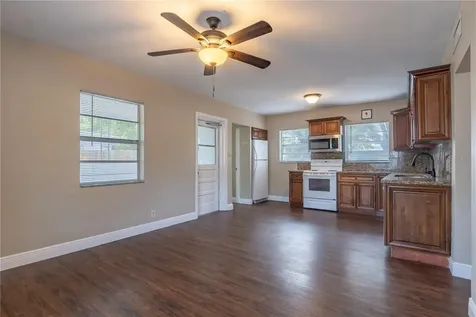 3522 W Paul Avenue Tampa FL 33611
